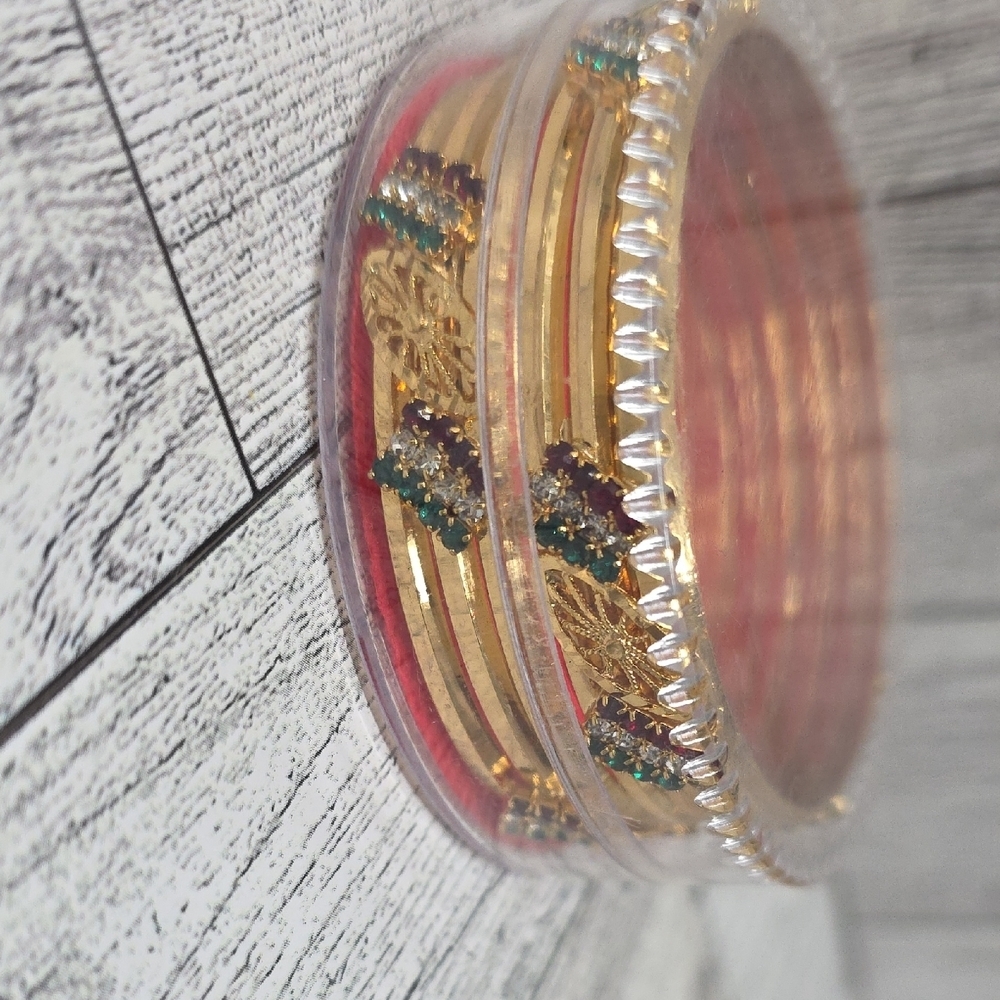 Elegant Gold and Green Bangle Set - Picture 1 of 3